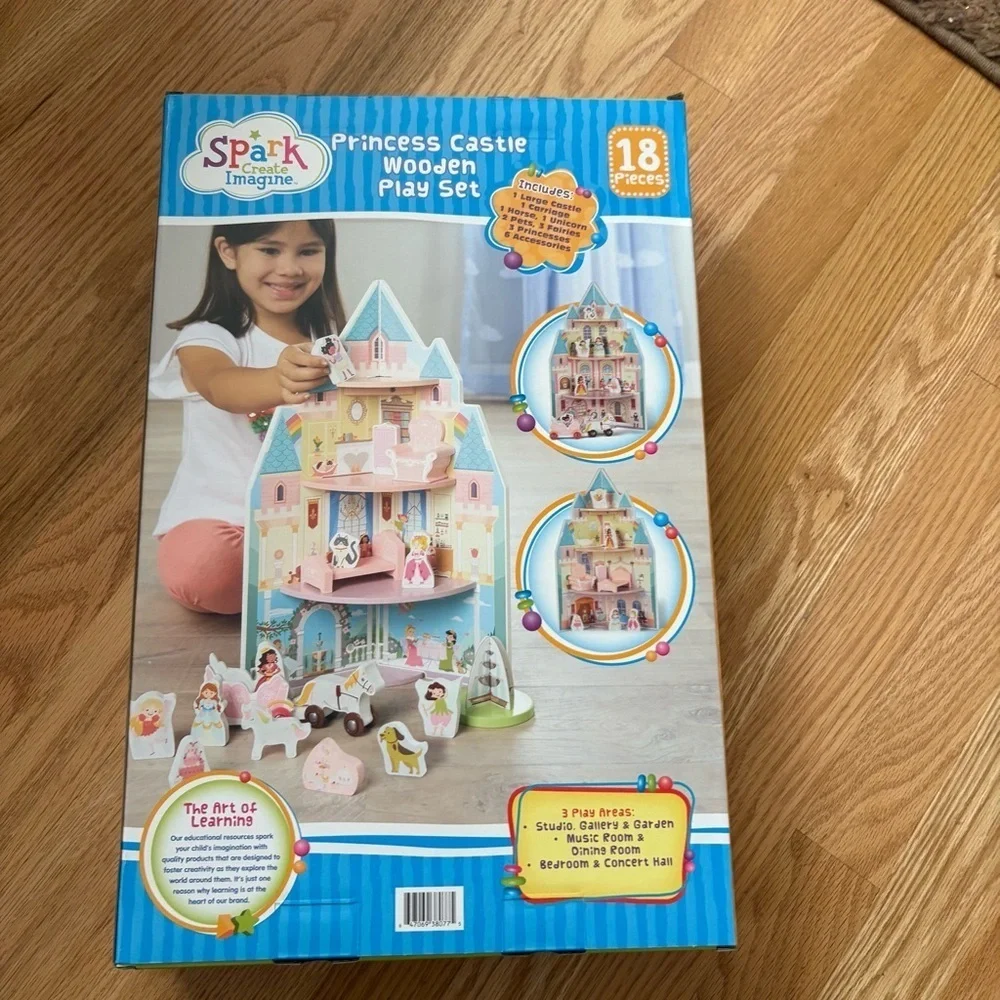 Spark Create Imagine Princess Castle Playset Carriage Wooden Toy NEW
